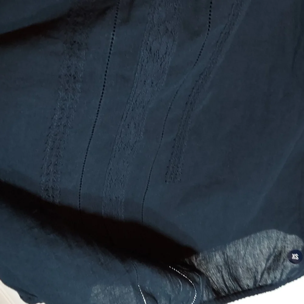 Abercrombie & Fitch navy blue blouse sz XS - Picture 8 of 10